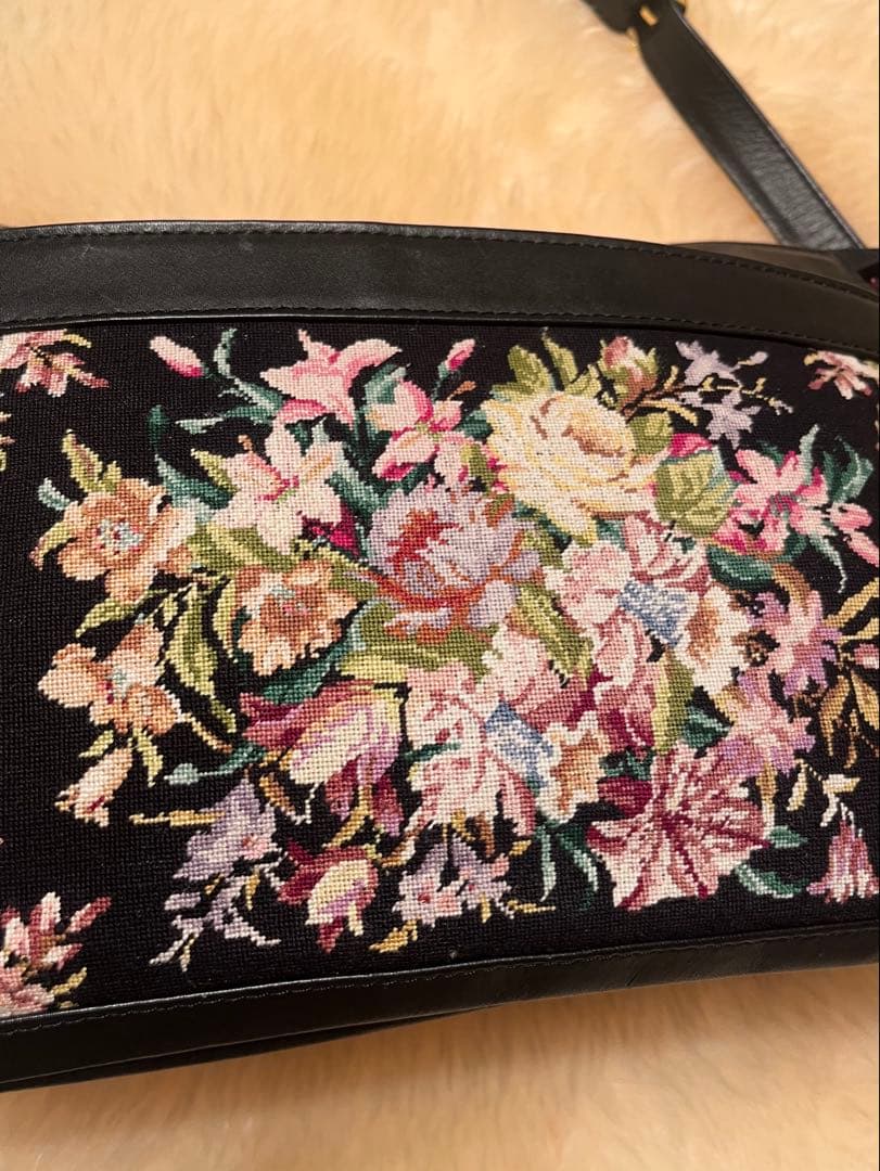 プチポワン Petit Point 久家道子　本革　ショルダーバッグ