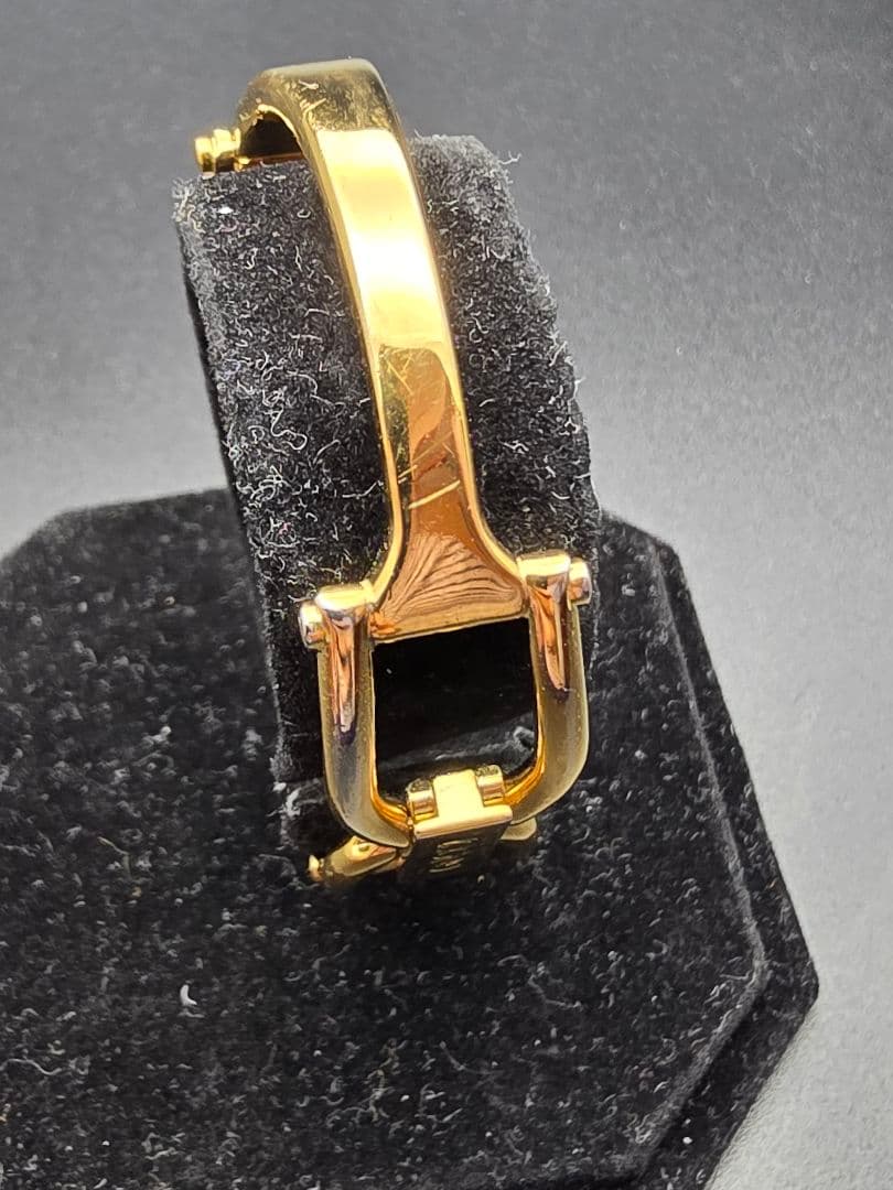 稼働 電池交換済 1500L グッチ GUCCI ゴールド eta280 腕時計