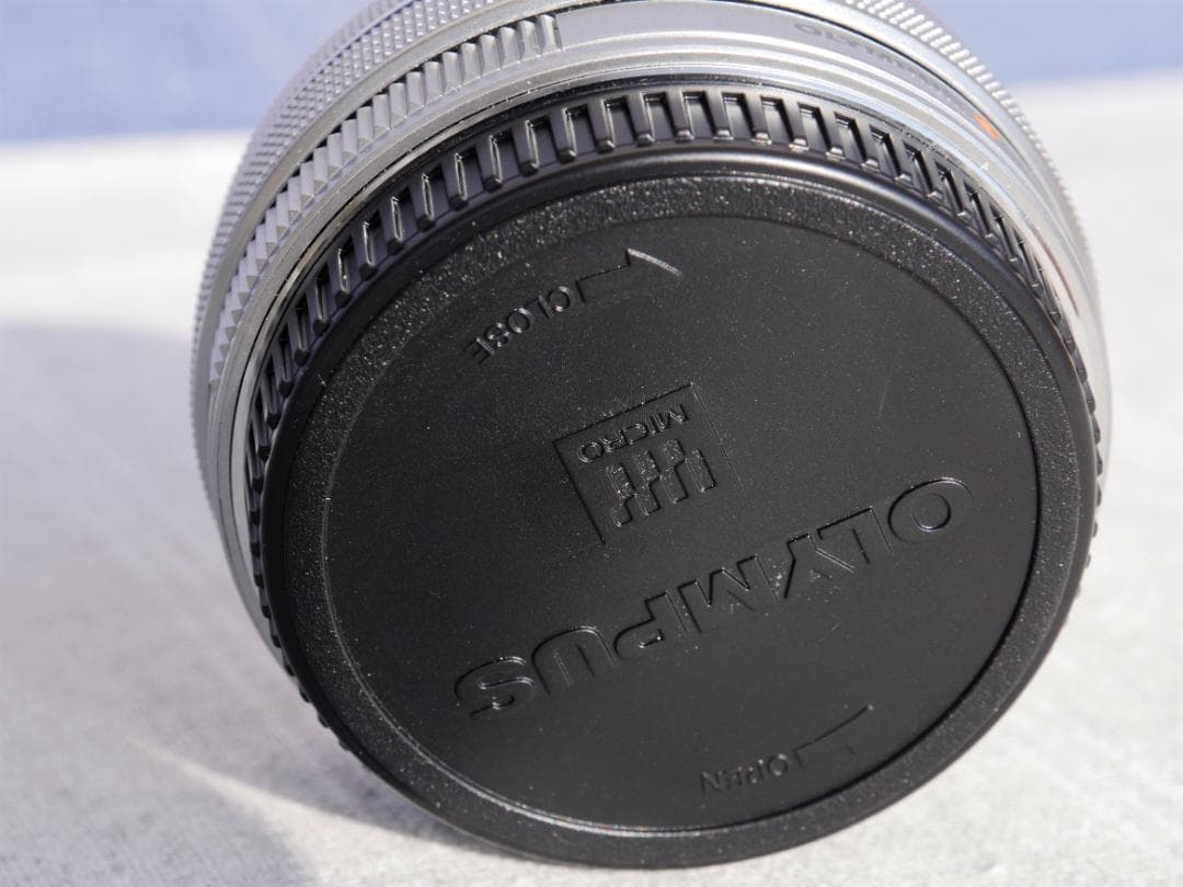 オリンパス M,ZUIKO14-42パワーズーム マルミ保護レンズ付き