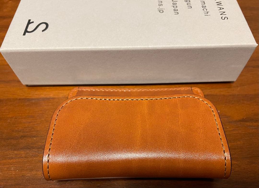 ワイルドスワンズ SADDLE PULL UP /TONGUE（CL）CAMEL