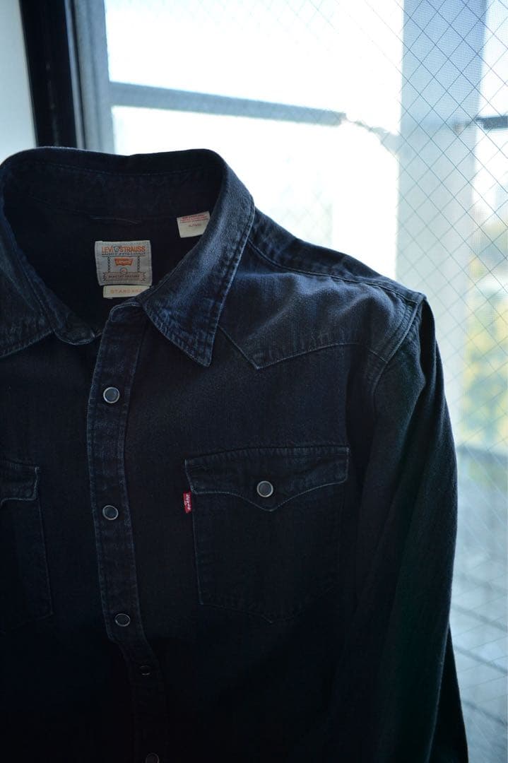 k2106Levi's バーストゥ ウエスタンシャツ ブラックデニム XL