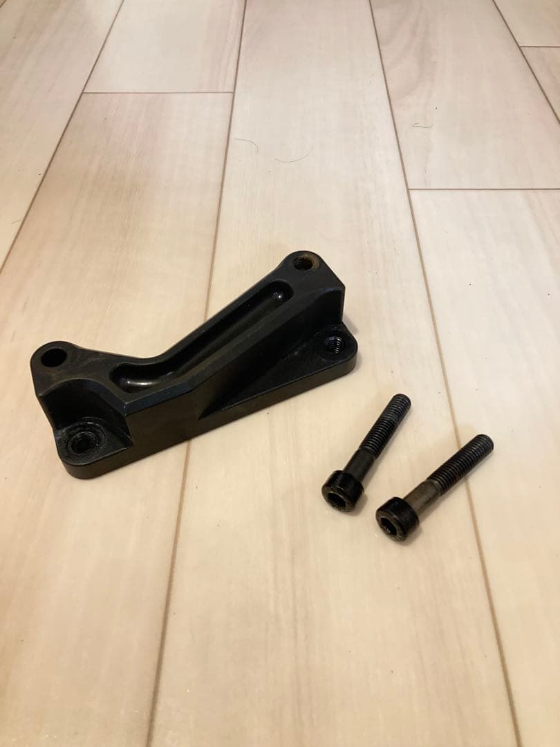 motoWR250R用キャリパーサポート