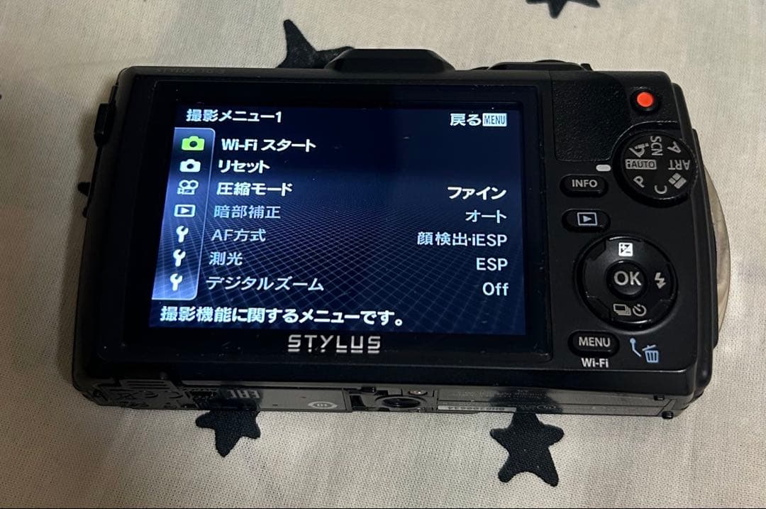 OLYMPUS STYLUS TG-3 コンパクトデジタルカメラ　コンデジ