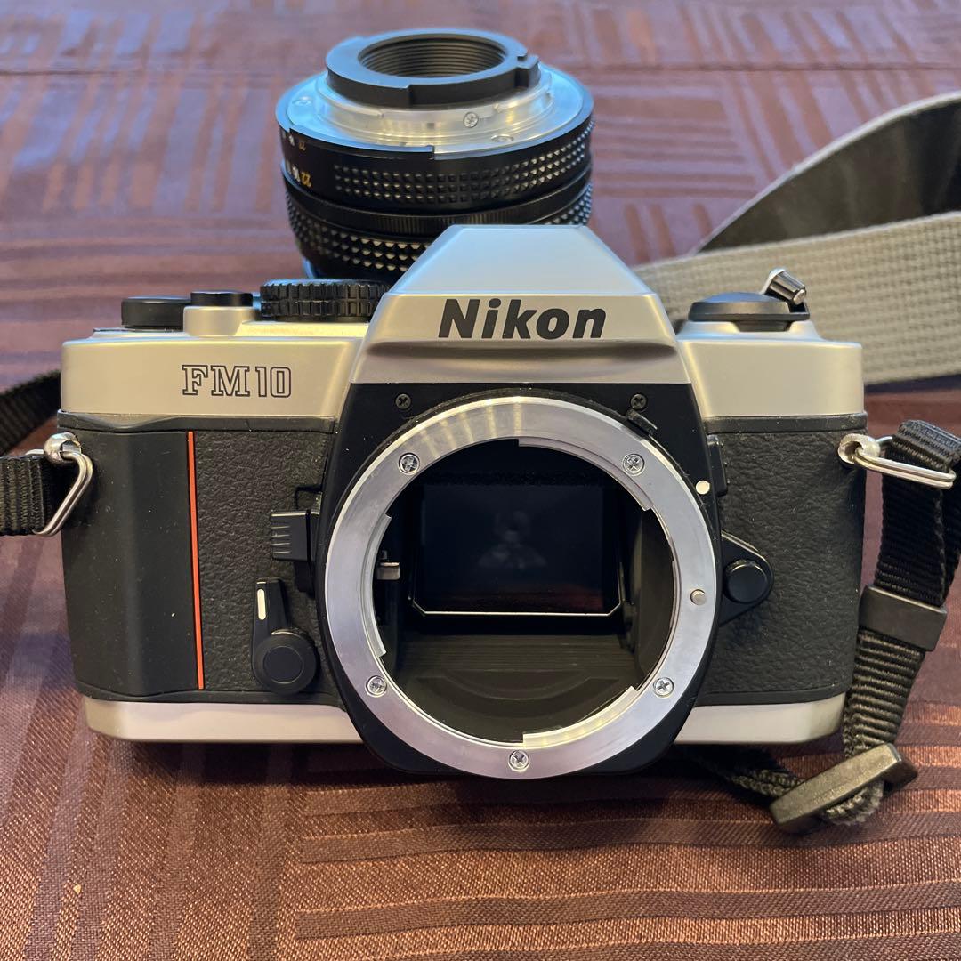 最終値下げNikon FM10 一眼レフカメラセット