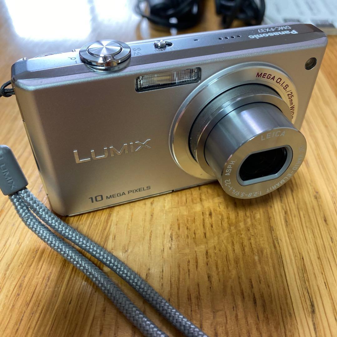 Panasonic DMC-FX37 シルバー 10メガピクセル