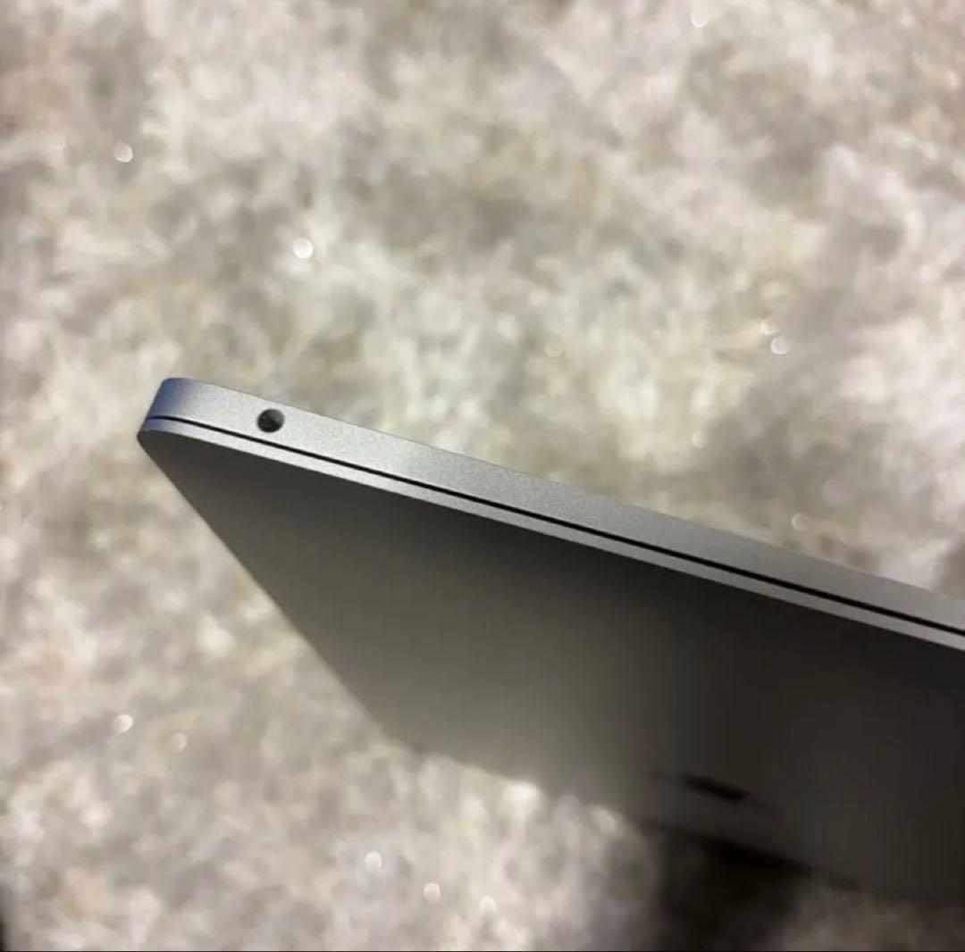 Apple MacBook 本体 充電器付き