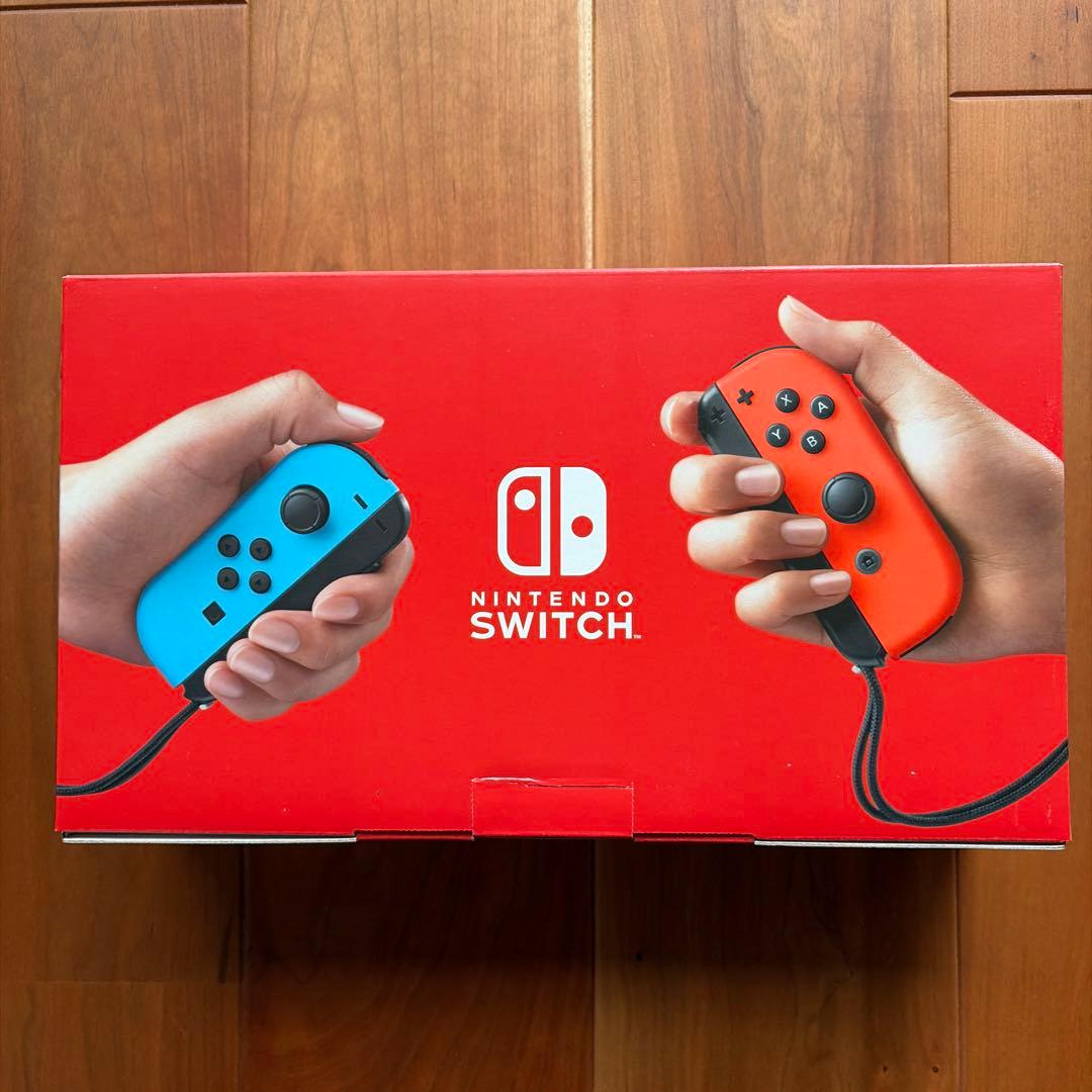 v Nintendo Switch 本体 青/赤 Joy-Con ケース付