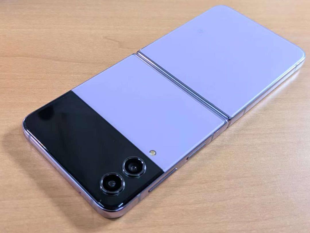 スマートフォン本体 011600G Galaxy Z Flip4 SCG17 128GB