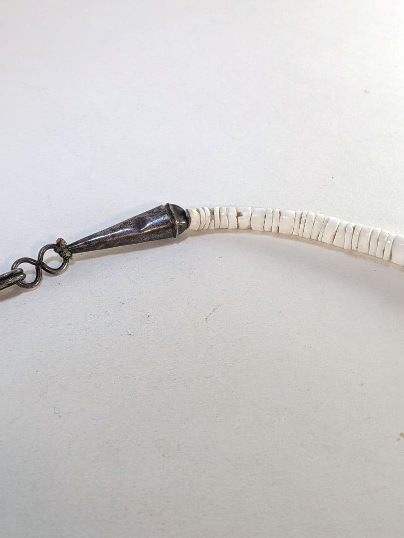 サントドミンゴ族　特大ヒシネックレス