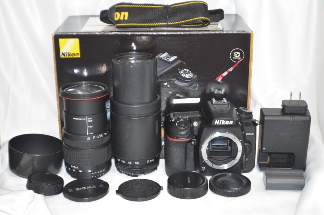 滅多にないシャッター数4400回以下 Nikon D7500☆Wi-Fi搭載