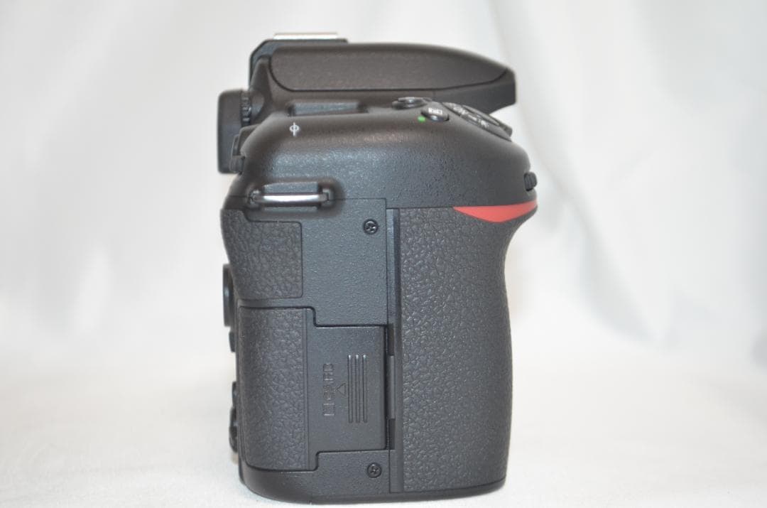 滅多にないシャッター数4400回以下 Nikon D7500☆Wi-Fi搭載