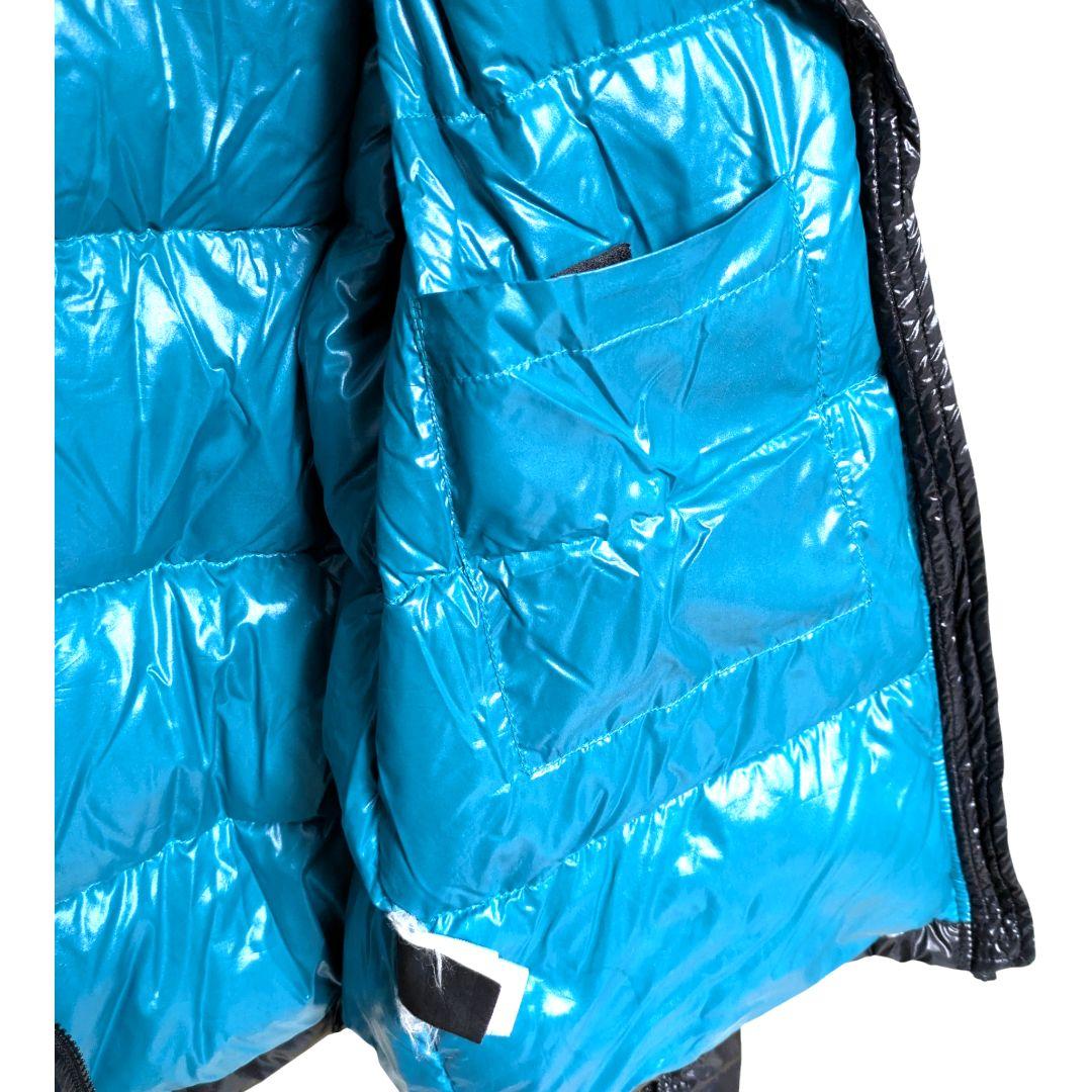 TATRAS フード付きダウンジャケット ブラック/ブルー