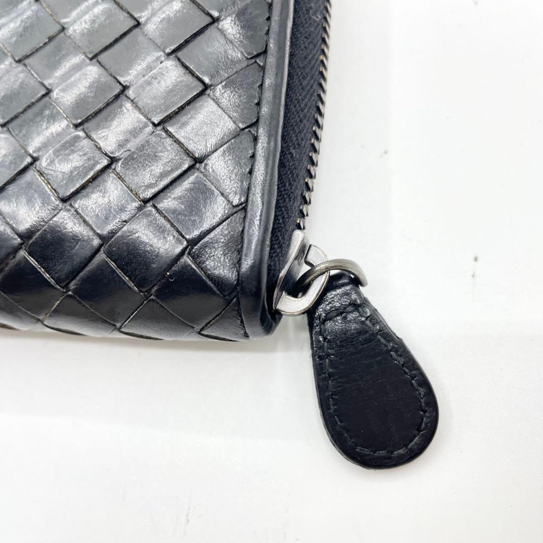 美品　ボッテガヴェネタ　イントレチャート　長財布　ラウンドファスナー　ブラック