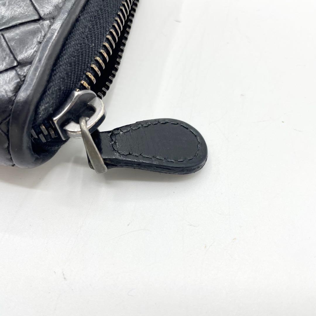 美品　ボッテガヴェネタ　イントレチャート　長財布　ラウンドファスナー　ブラック