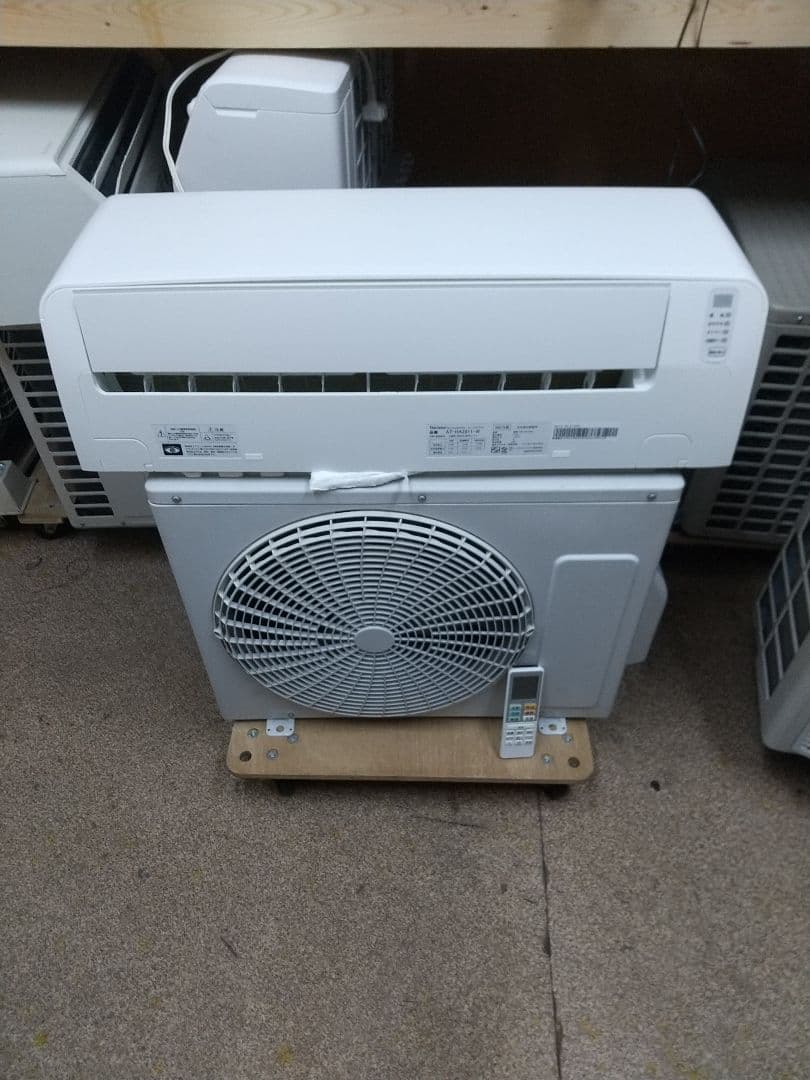 アマダナ１０畳エアコン２０２０年分解洗浄済み