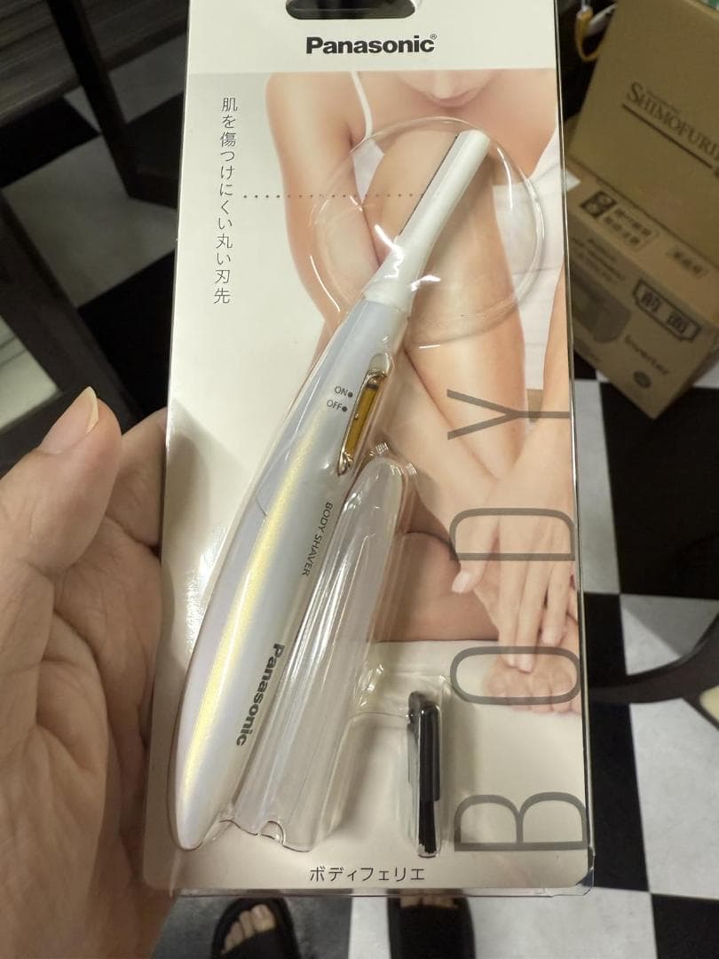 パナソニック レディースシェーバー フェリエ ボディ用 ピンク調 ES_corg