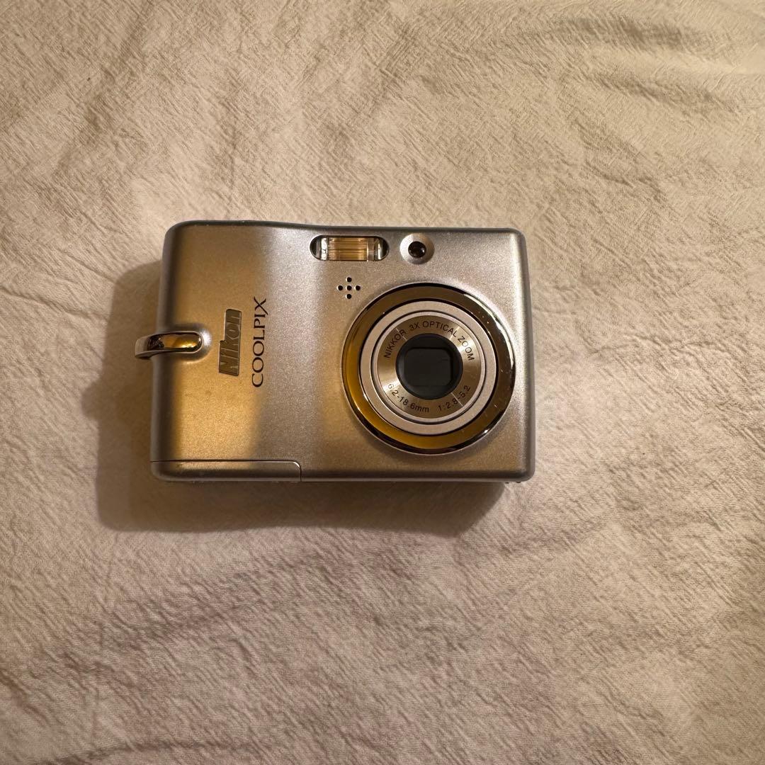 【動作確認済／電池付】Nikon COOLPIX L11