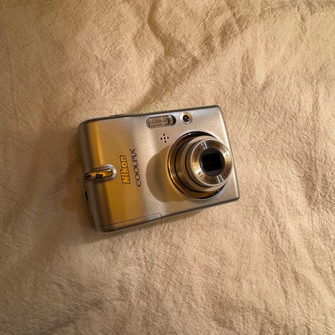 【動作確認済／電池付】Nikon COOLPIX L11