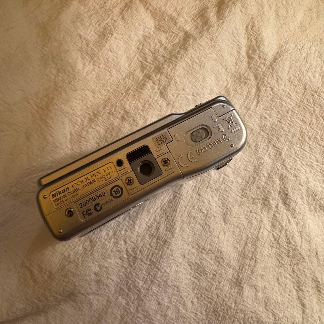 【動作確認済／電池付】Nikon COOLPIX L11