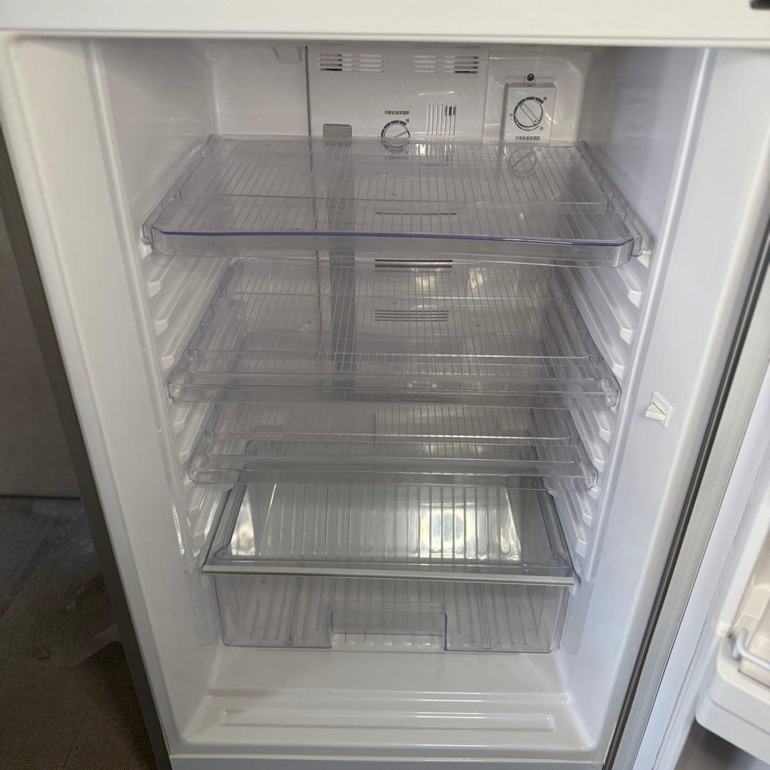 【668】YAMADA 冷蔵庫　YRZ-F28C1 275L 2015年