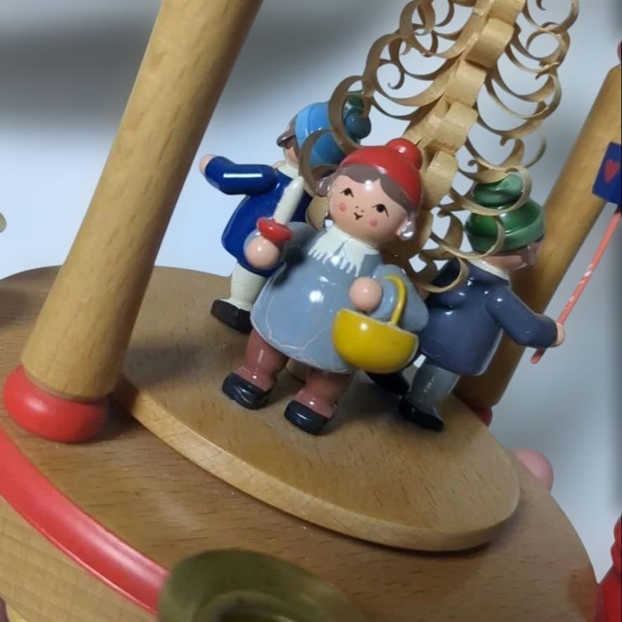 キャンドルピラミッド　木製　ザイフェン