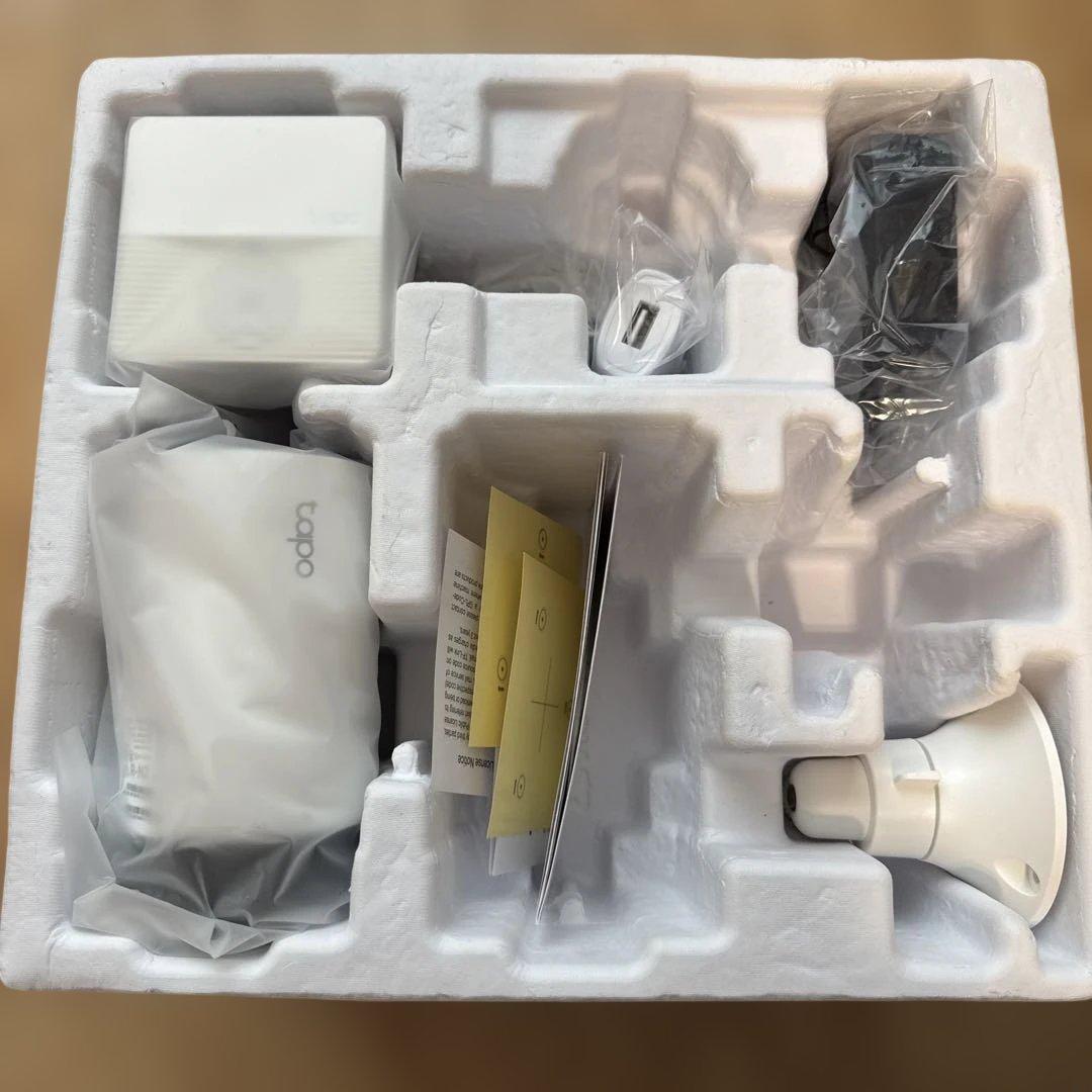 Tapo C420S2 カメラセット　防犯カメラ　ハブ　バッテリー　1個ずつ