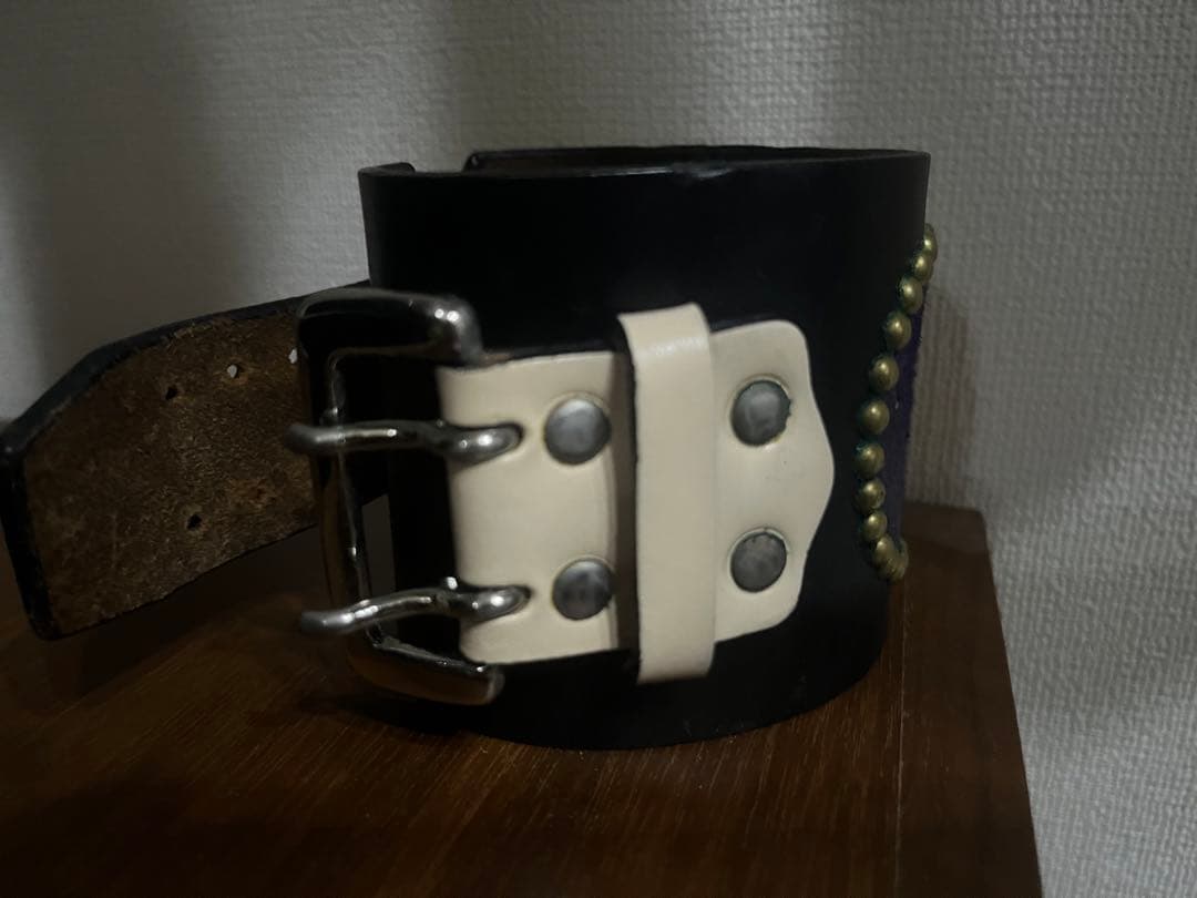 本物　WOLF'S HEAD サークルレザースタッズブレスレットウルフズヘッド