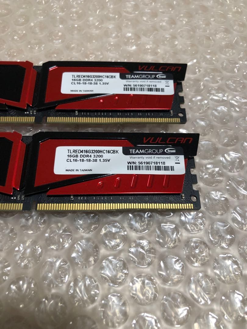 Team DDR4 3200Mhz 16GBx2枚(32GBkit)