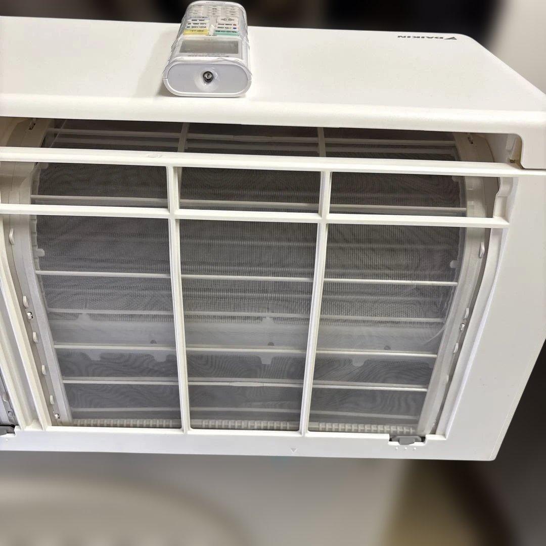 ダイキン　ルームエアコン　F22ZTFXS-W 2022年製 6畳用