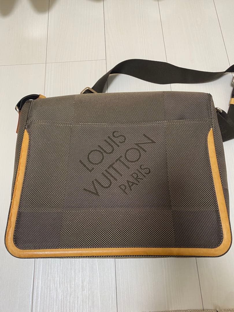 ルイ ヴィトン ダミエジェアン メサジェ メッセンジャーバッグ