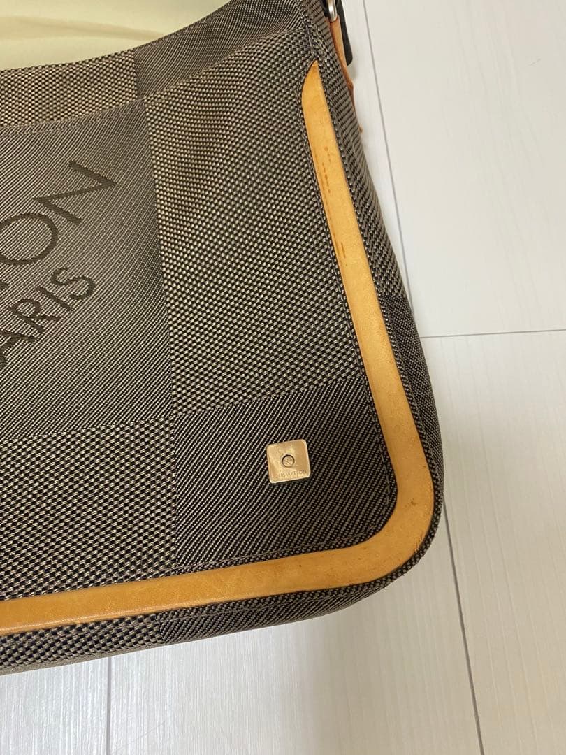 ルイ ヴィトン ダミエジェアン メサジェ メッセンジャーバッグ