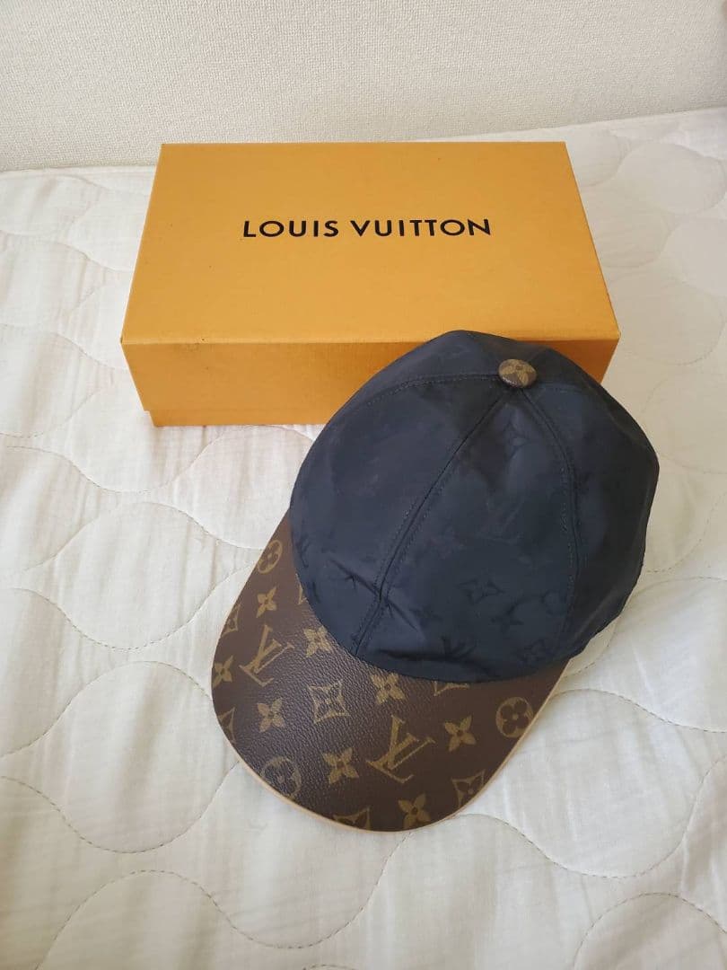 正規店購入　極美品　ルイヴィトン　キャップ