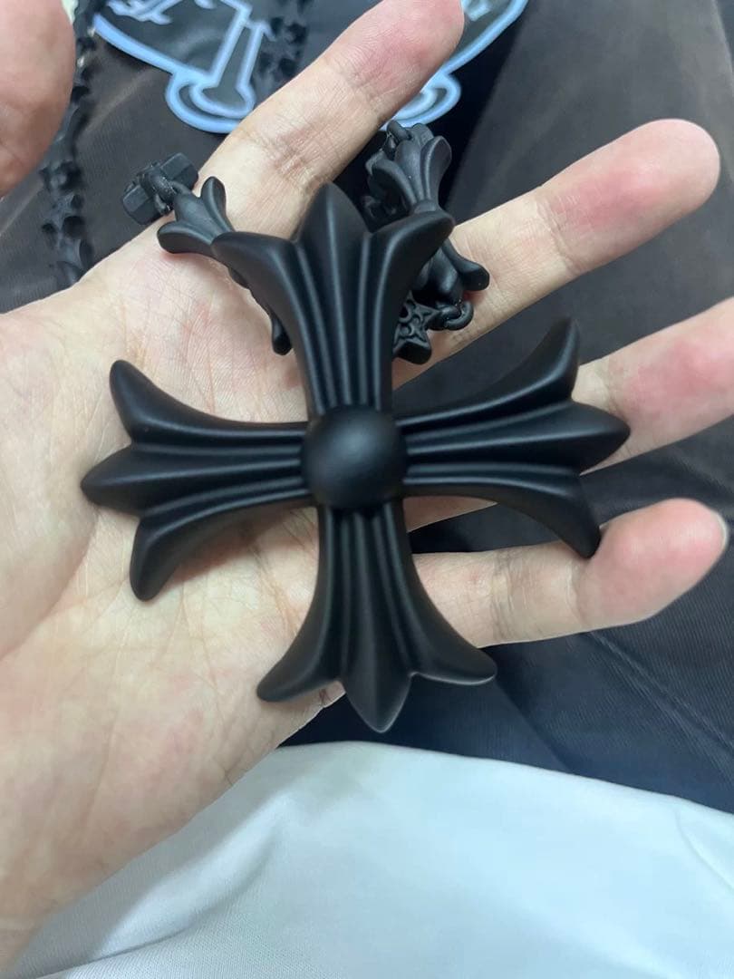 バカデカFAKE HEARTSクロスブラック 十字架 ネックレス　クロムハーツ