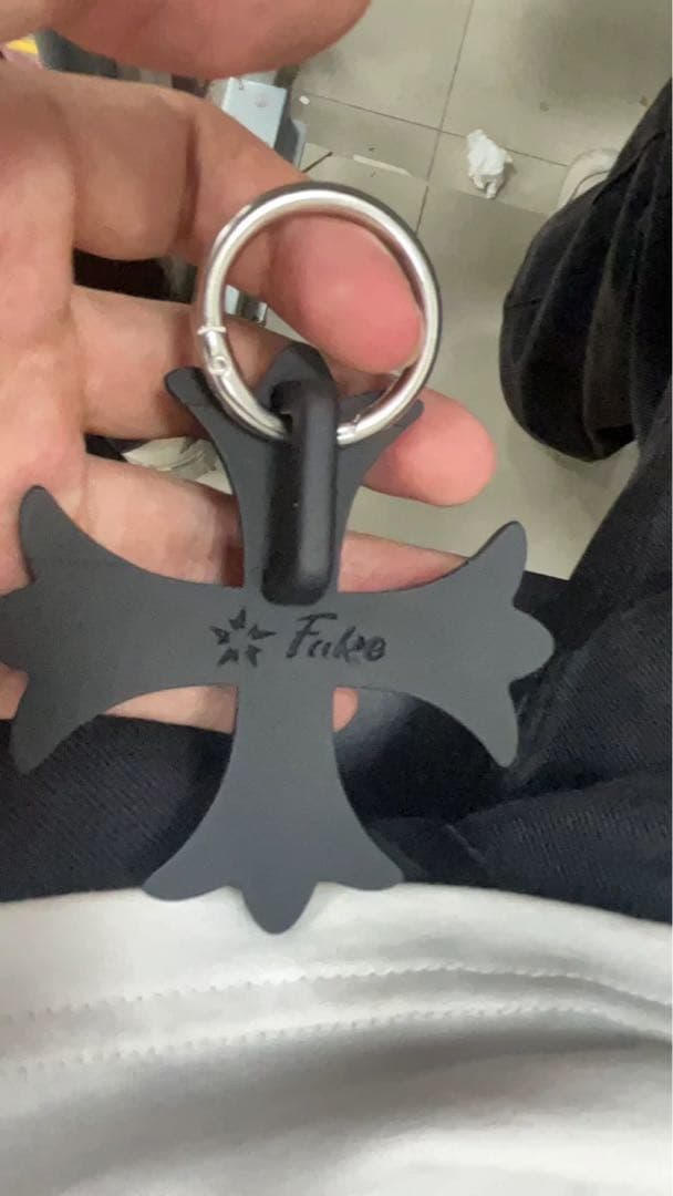 バカデカFAKE HEARTSクロスブラック 十字架 ネックレス　クロムハーツ