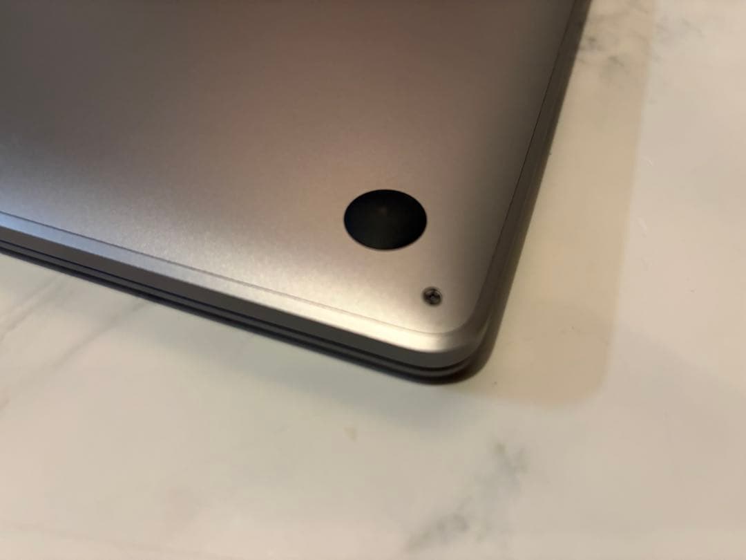 【美品】MacBook Pro 13インチ 2019スペースグレイ A2159