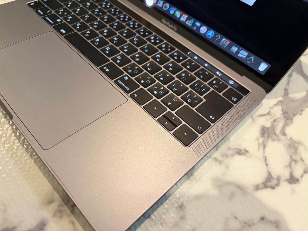 【美品】MacBook Pro 13インチ 2019スペースグレイ A2159