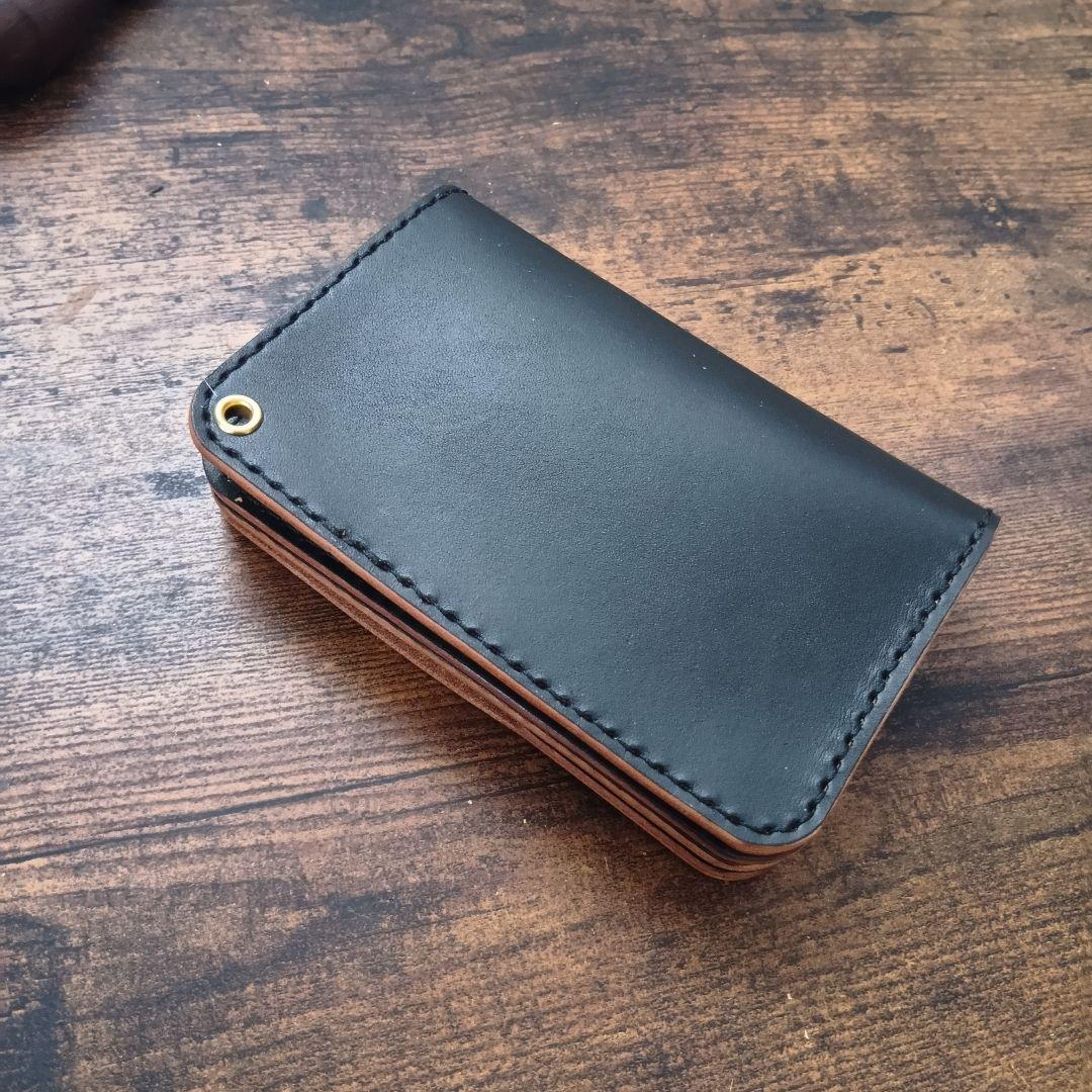 【100%栃木レザー】お札を折らず収納できるミドルトラッカーウォレット