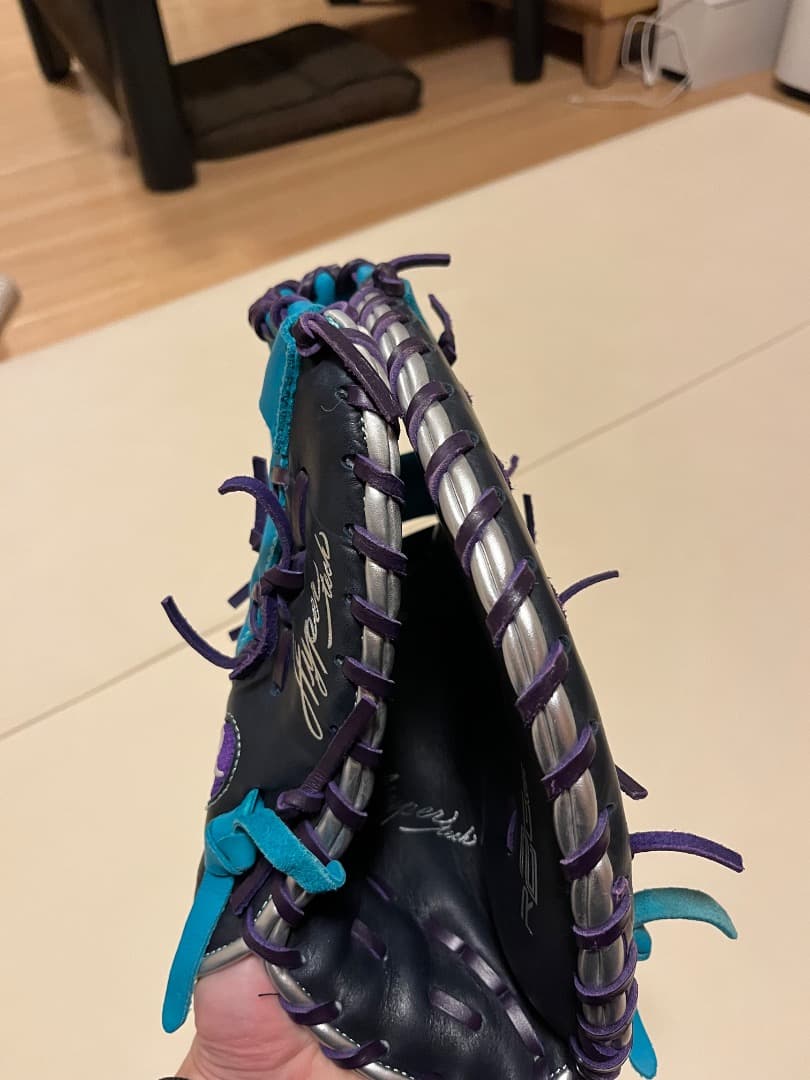 美品　Rawlings HYPER TECHファーストミット