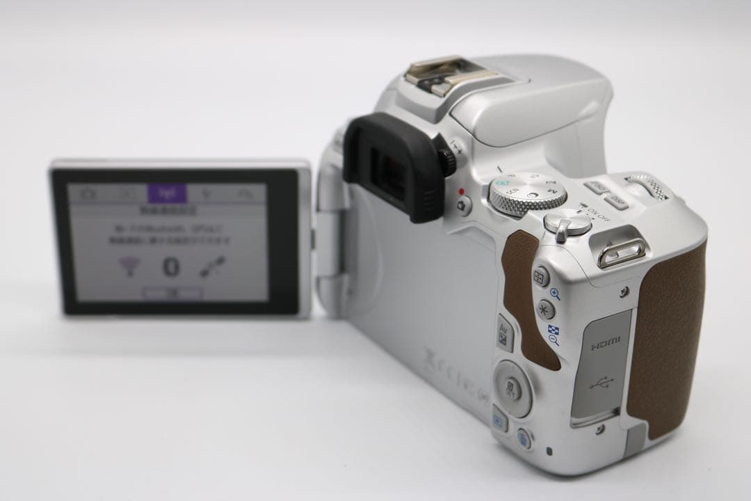 美品 【Canon EOS Kiss X10 レンズセット】 Wi-Fi搭載