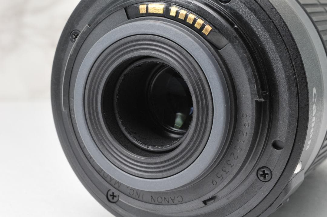 Canon EF-S 55-250mm IS⭐️キャノン望遠レンズ 手ぶれ補正