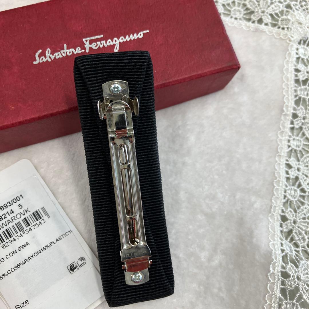 フェラガモFerragamoバレッタヘアアクセサリースワロフスキーアッカアレク