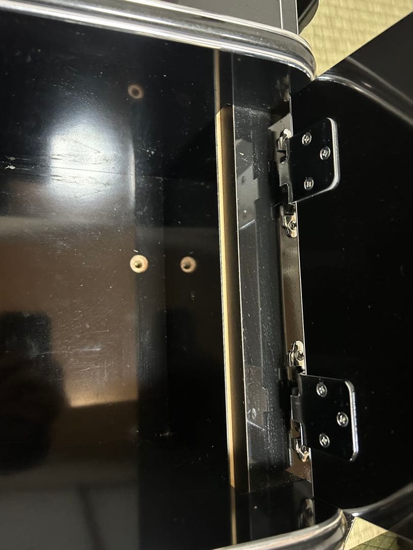 メーカー不明　200系ハイエース　ワイド用センターコンソール