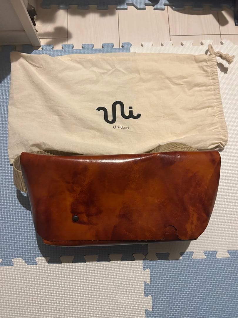 Uni＆co. ユニアンドコー メッセンジャーバックSサイズ キャメルCAMEL