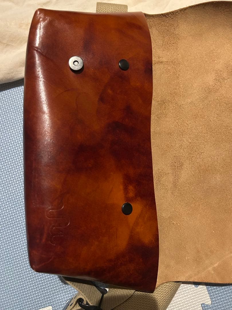 Uni＆co. ユニアンドコー メッセンジャーバックSサイズ キャメルCAMEL