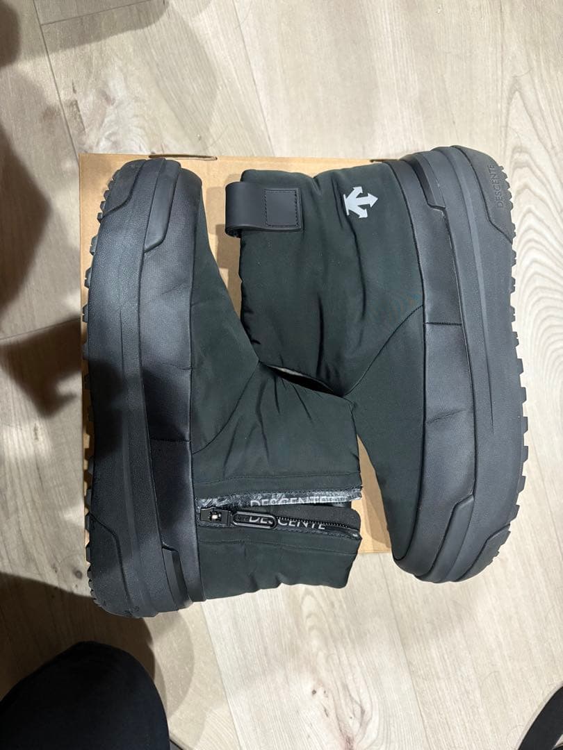DESCENTE ブラック スノーブーツ　27センチ