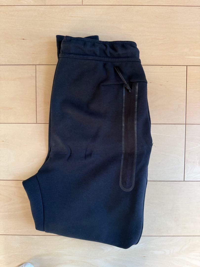 Nike テックフリース　セットアップ　黒