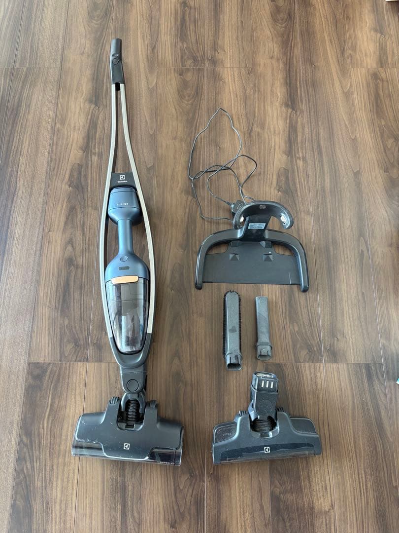 Electrolux PURE Q9 スティッククリーナー本体