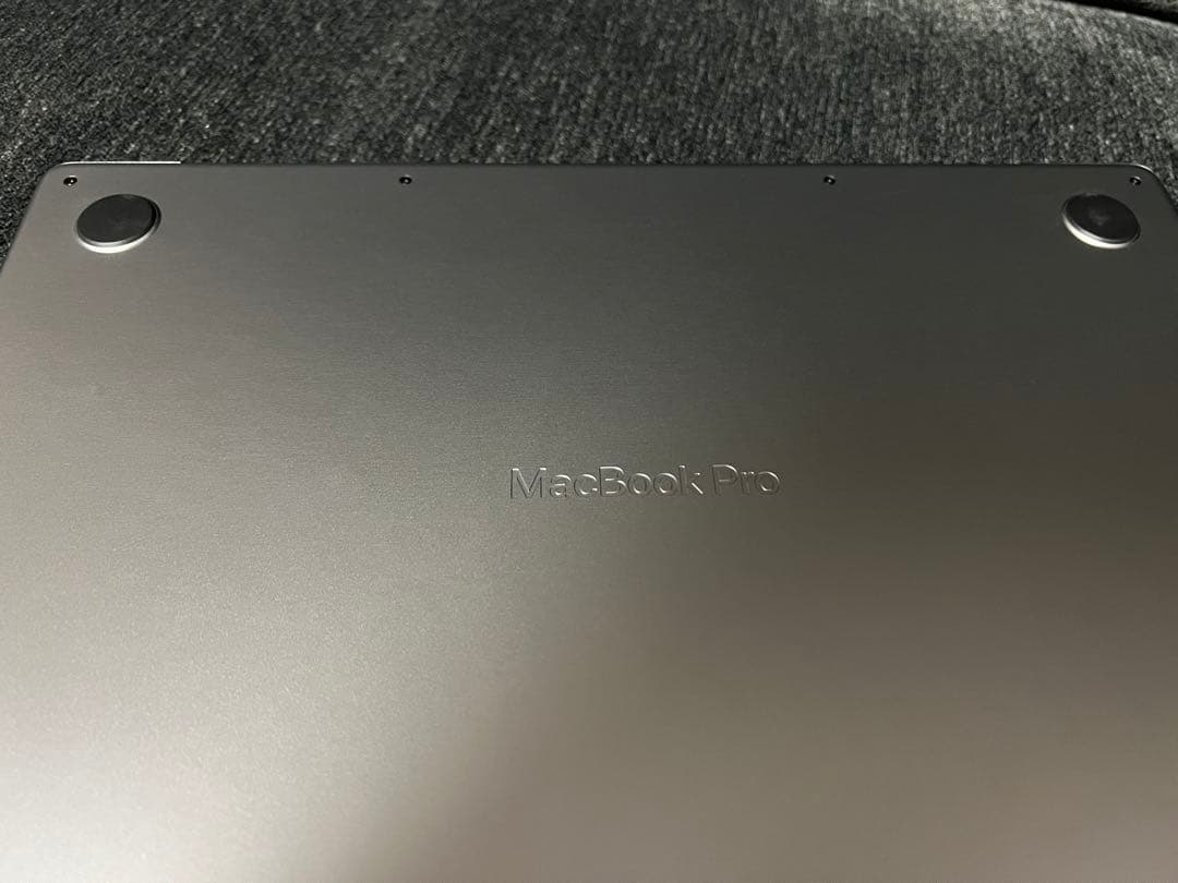 14インチ MacBook Pro m1maxバッテリー98%