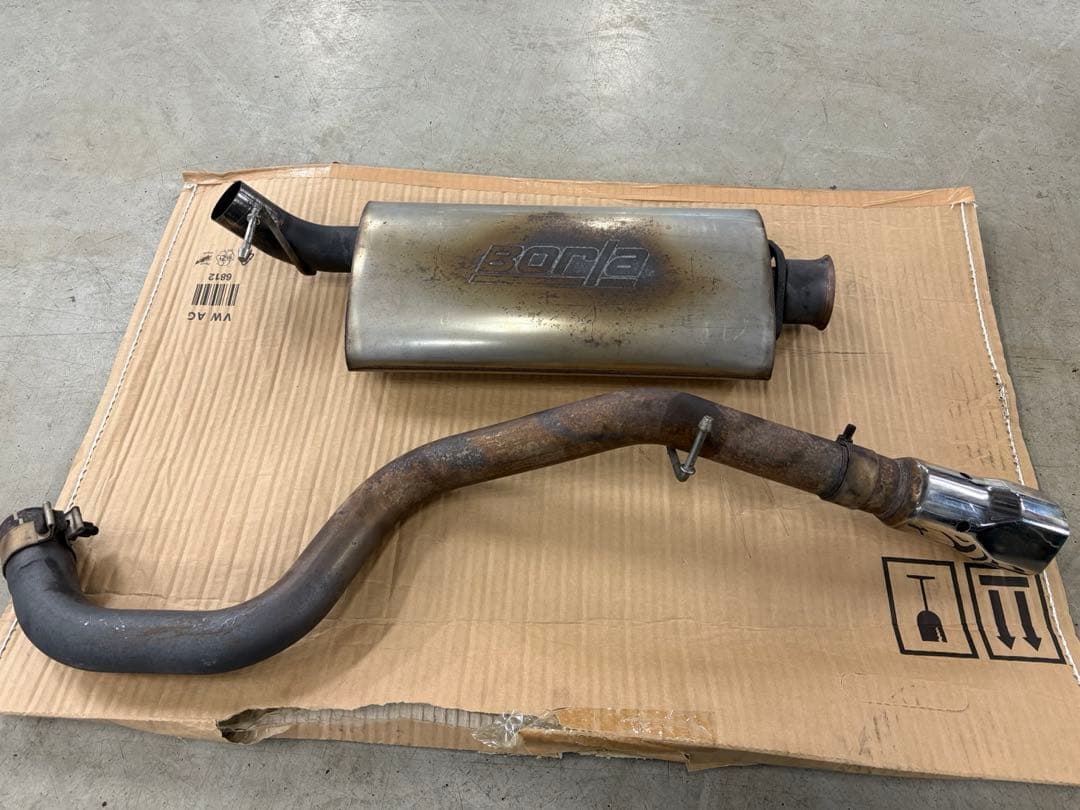 【中古】TJラングラー TJ40 Borla マフラー