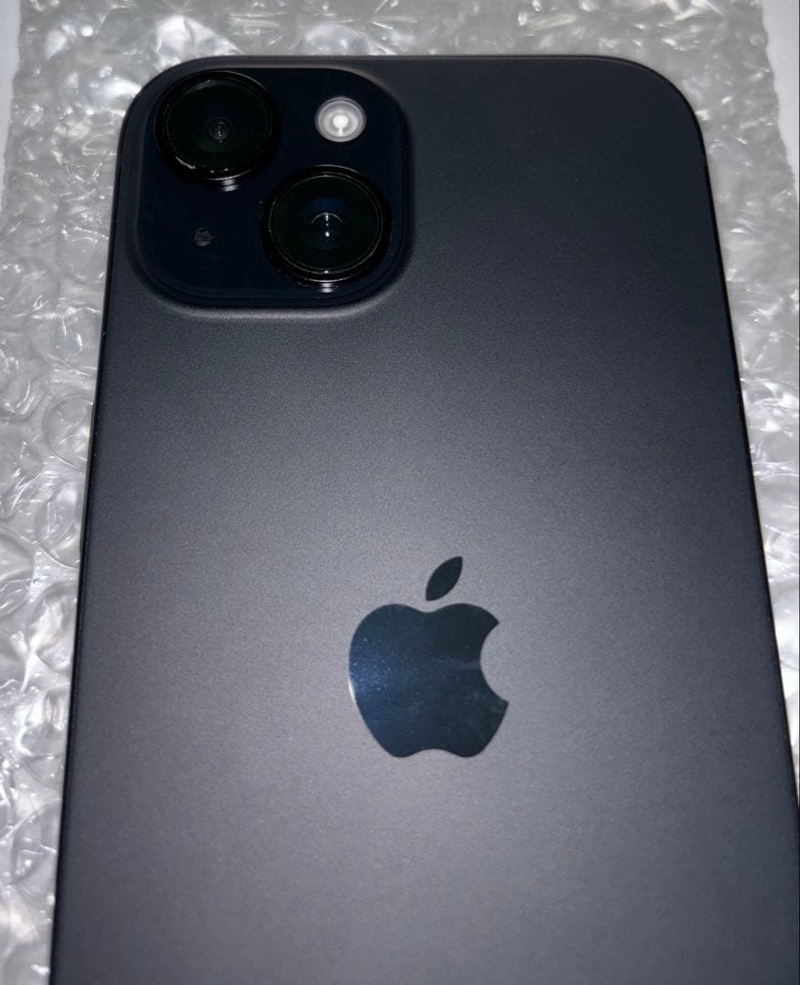 【美品】Apple iPhone15 256GB BT81%